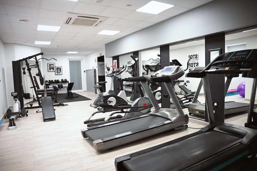 Solana Hotel & Spa 104/136