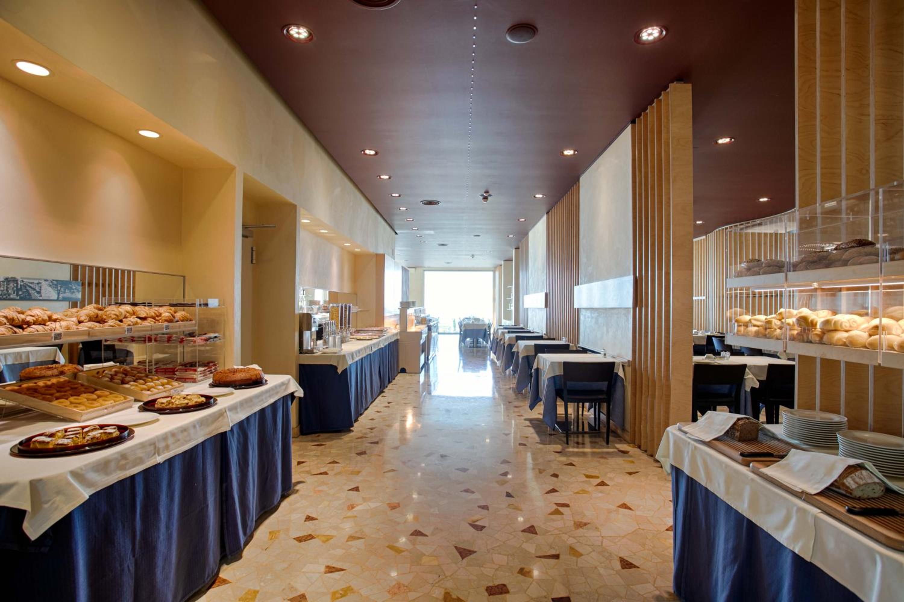 Hotel Ancora 36/50