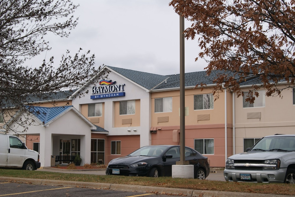 Baymont By Wyndham Coon Rapids 2/32