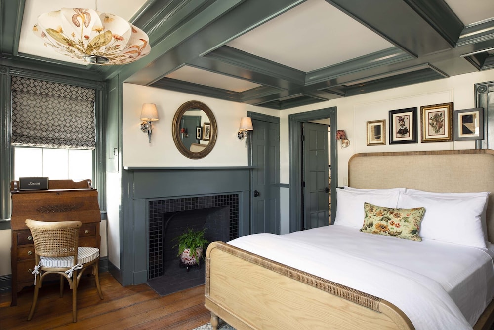 Life House, Nantucket 27/62