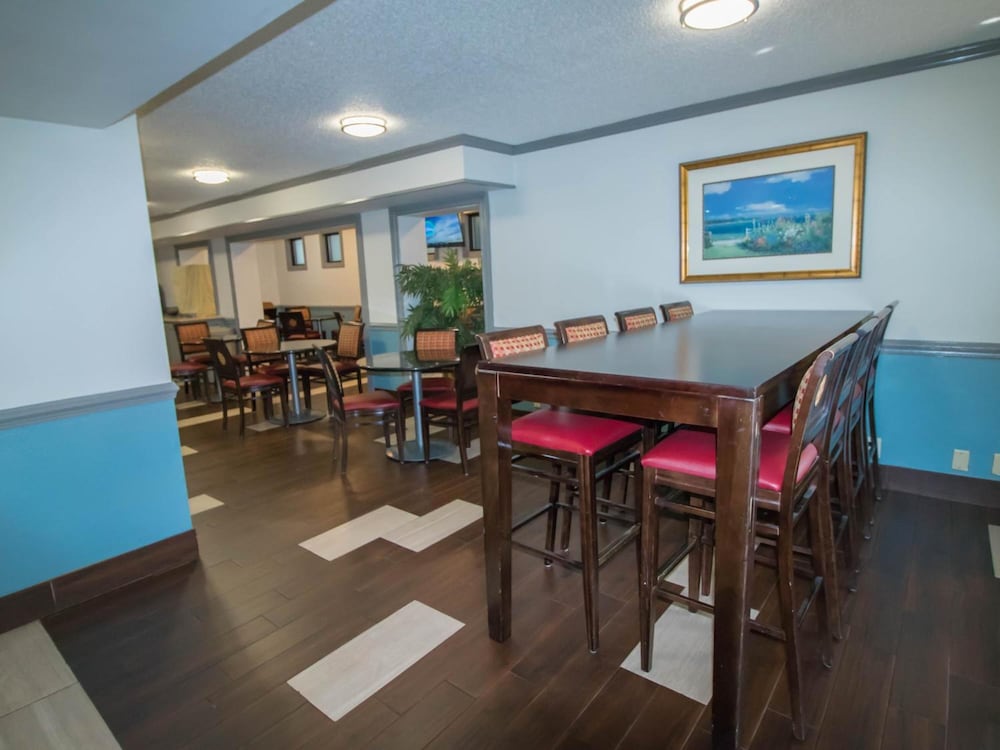 Sweet Dream Inn - University Park 30/33