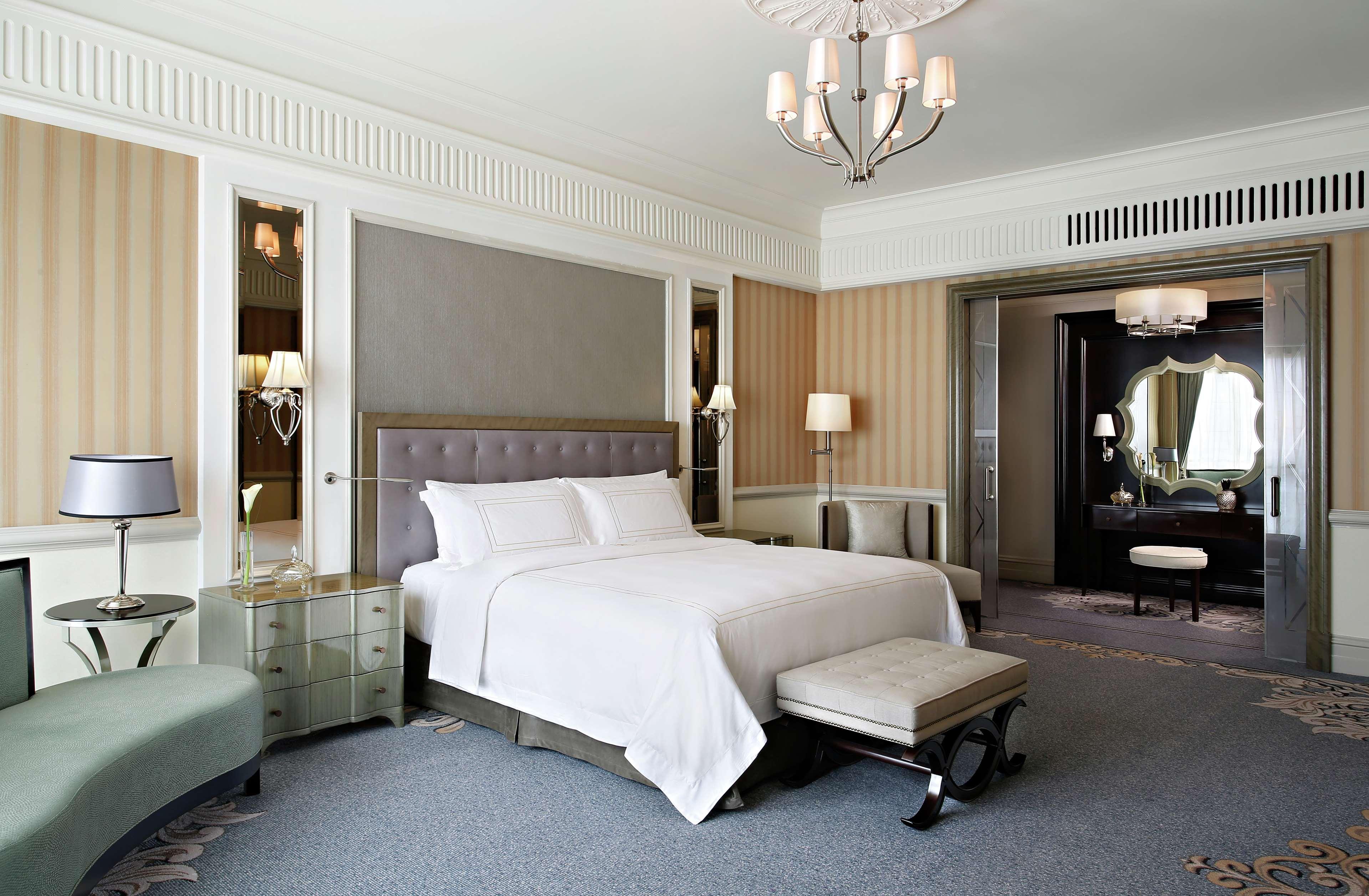 Duchess, Suite