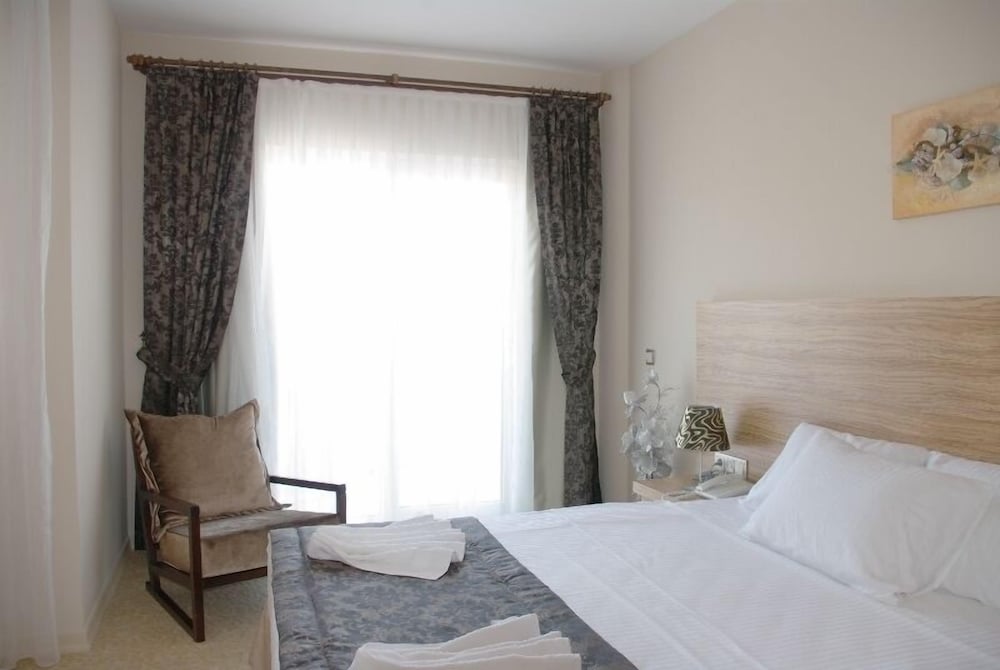 Nevada Hotel & Spa 17/35