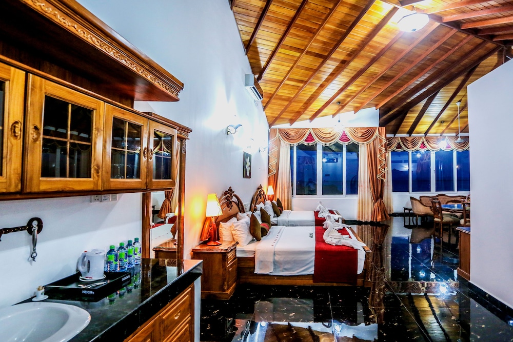 Hotel Sudu Araliya 51/69