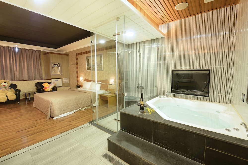 Holland Village Motel Hua-pin 34/50