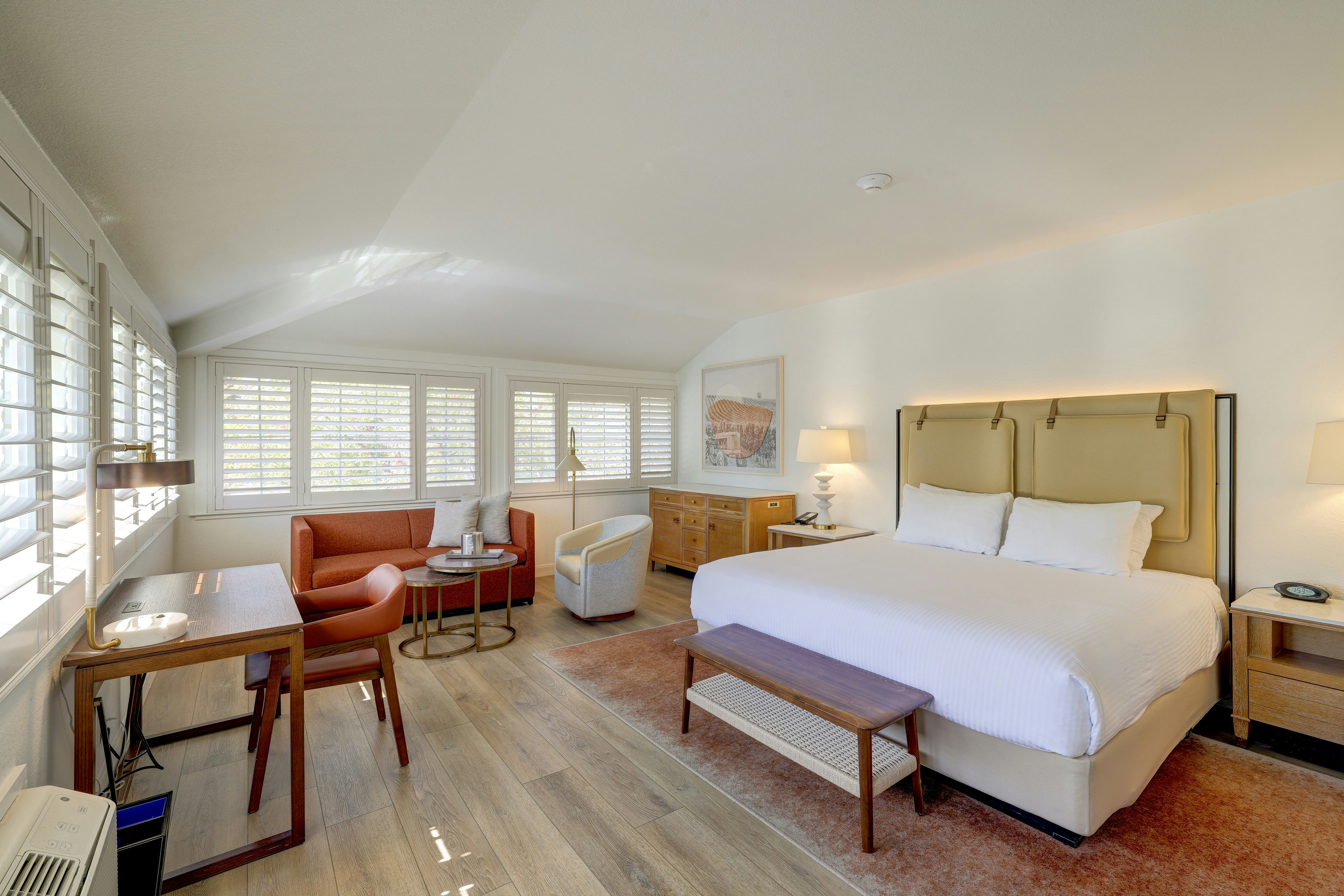 Room, King Bed, Sofa, Corner