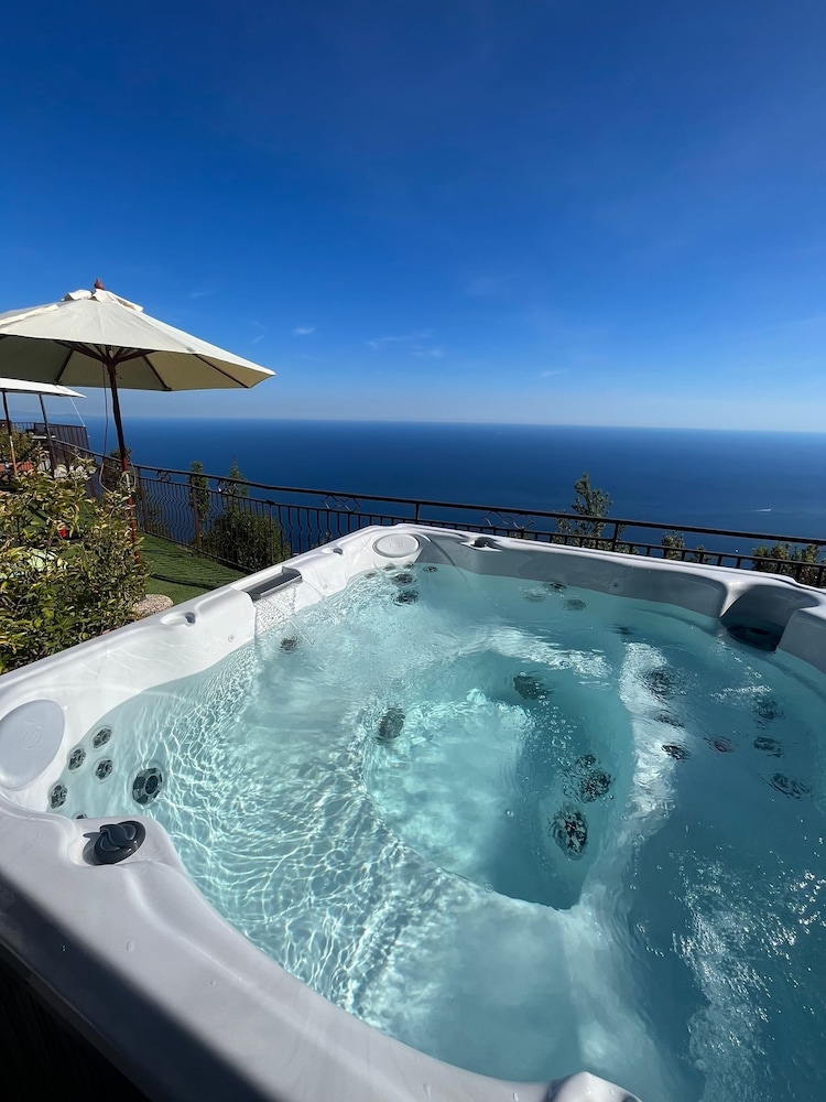 Villa Paradise Resort 17/50