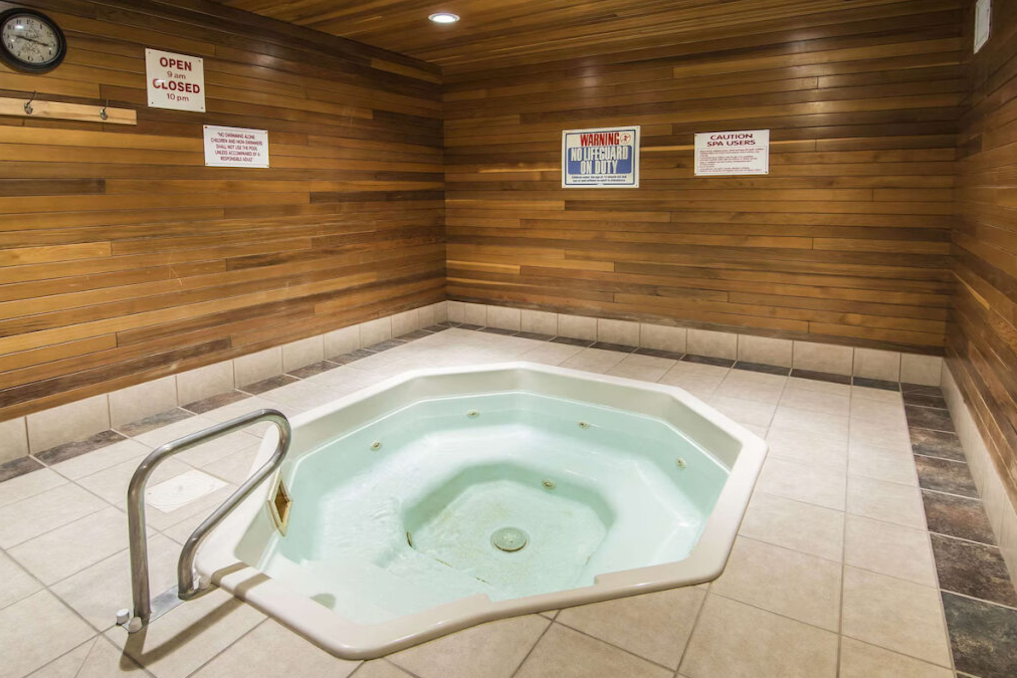 Prestige Riverside Lodge Quesnel 11/18