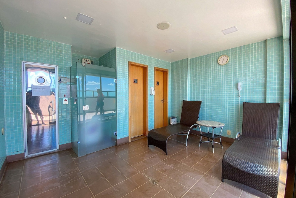 swimming pool spa