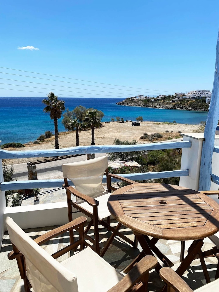Agnadi Syros Studios & Rooms 44/50