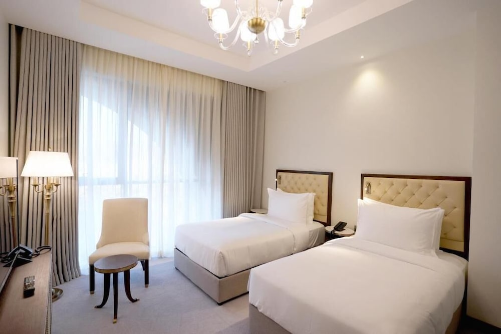 فندق بننسولا وورث(Peninsula Worth Hotel) 26/41