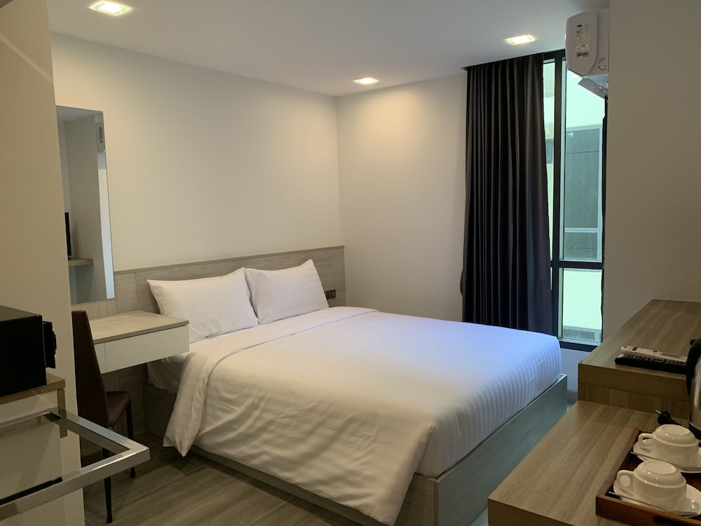 Thana Wisut Hotel 20/49