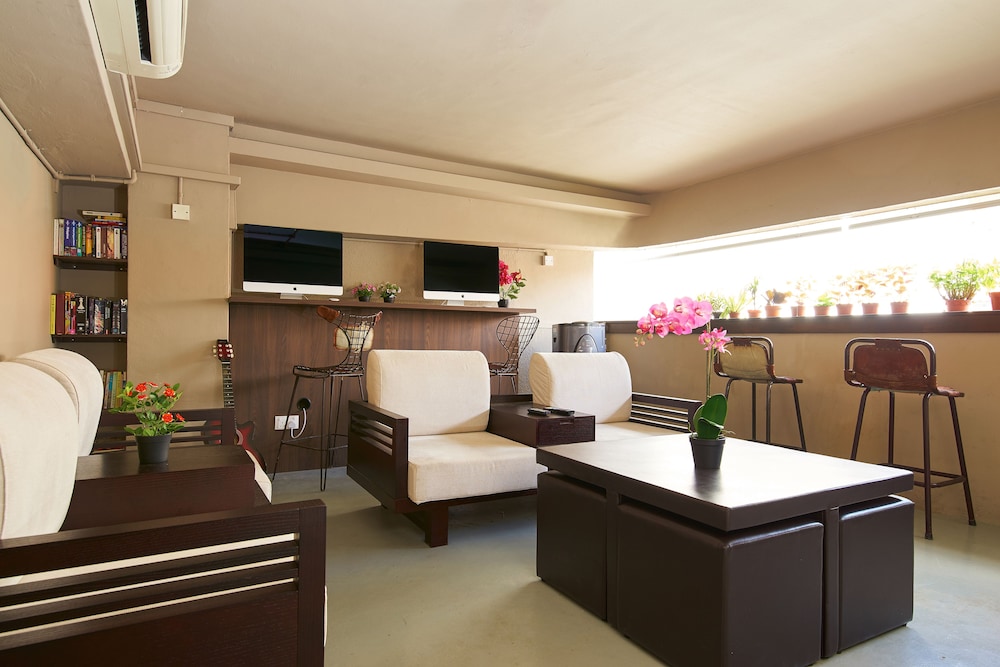 K2 Guesthouse Central 32/48