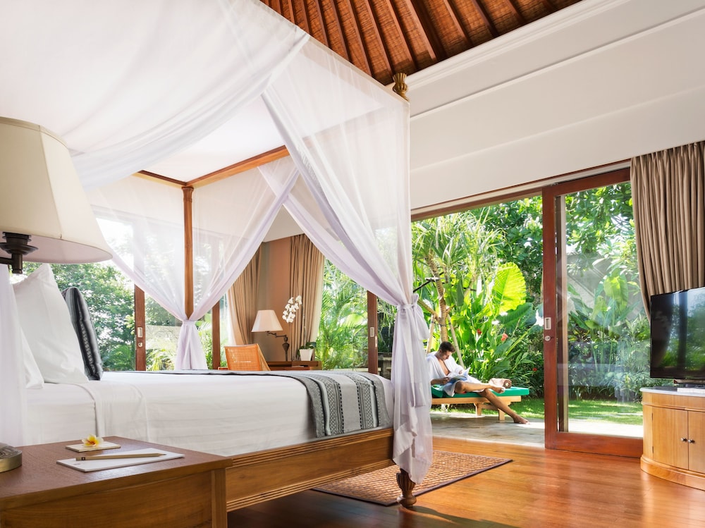 THE SHANTI RESIDENCE AND RESORT 26/66