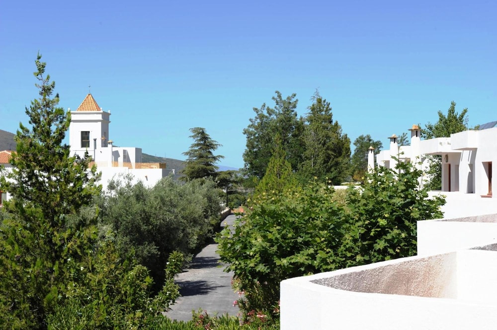 Hotel Villa de Laujar 52/59