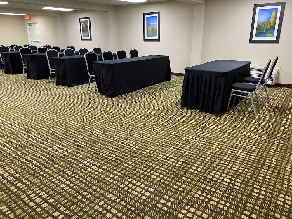 Baymont by Wyndham Latham Albany Airport 24/25