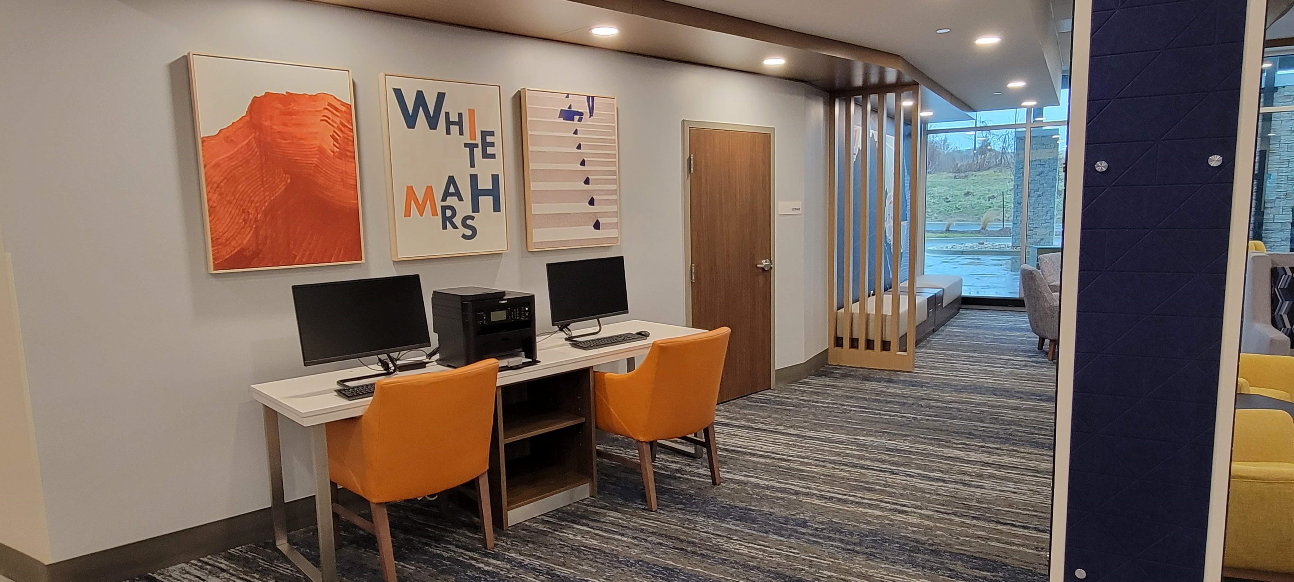 Holiday Inn Express White Marsh 52/59