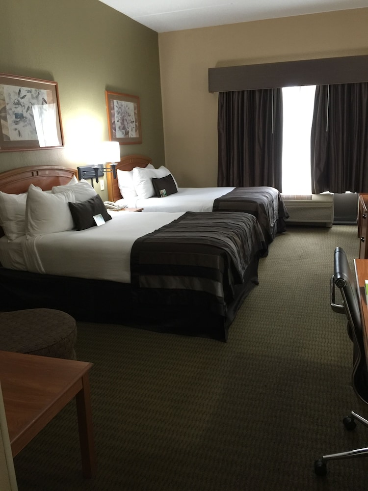 Wingate By Wyndham Little Rock 12/34