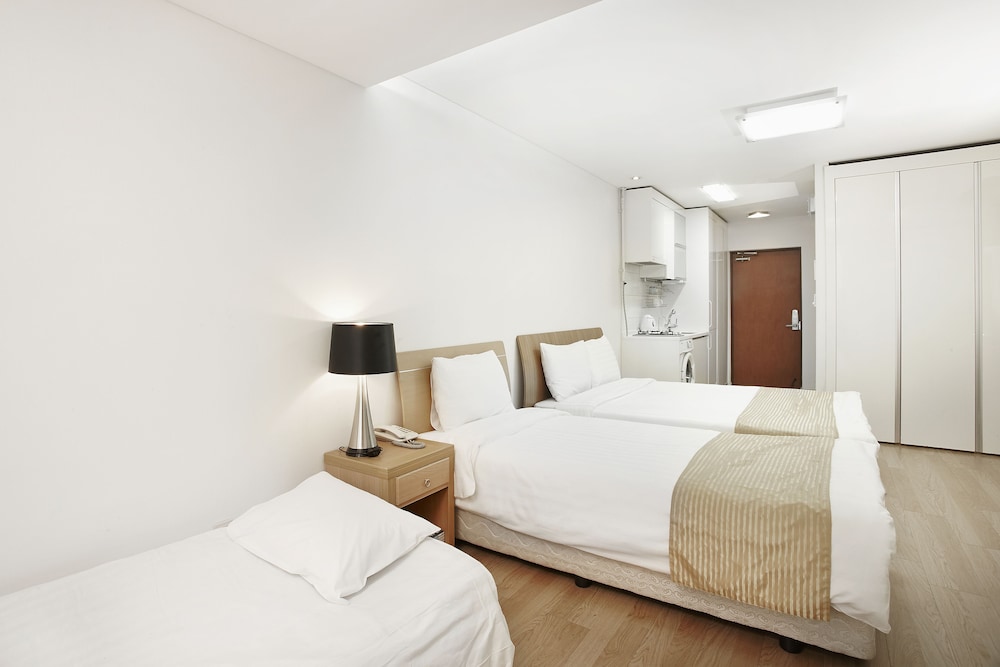 Hyundai Residence 26/62