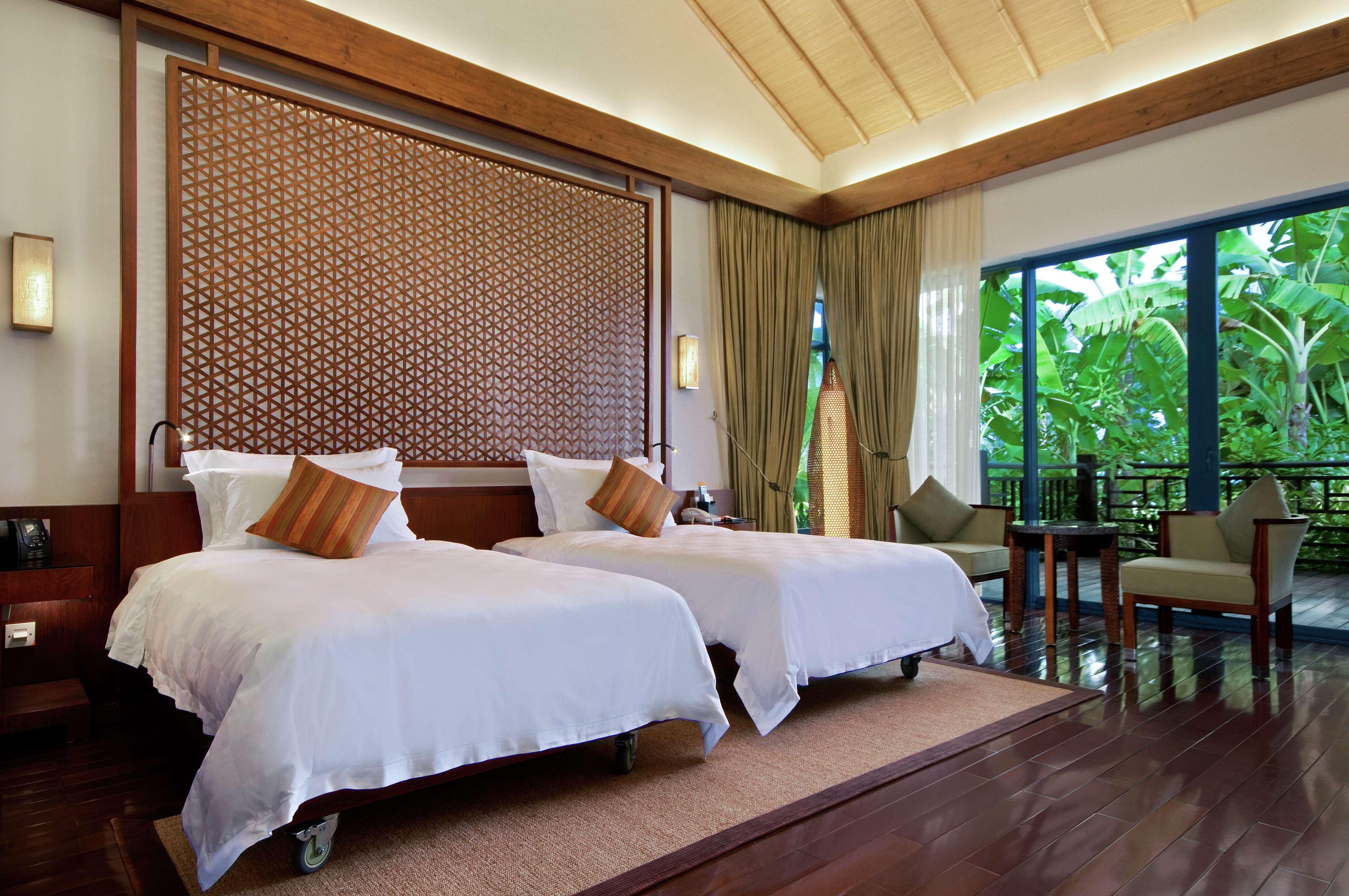 2 BEDROOMS, VILLA, OCEAN VIEW, WITH POOL