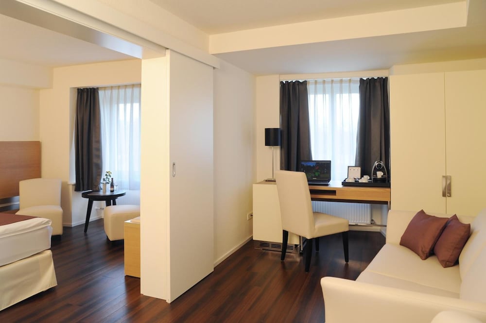 Ringhotel Goldener Knopf 17/48