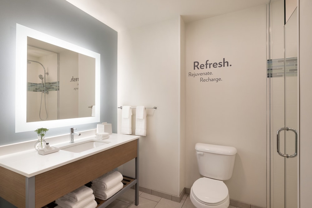 Staybridge Suites Rochester - Mayo Clinic Area 17/82
