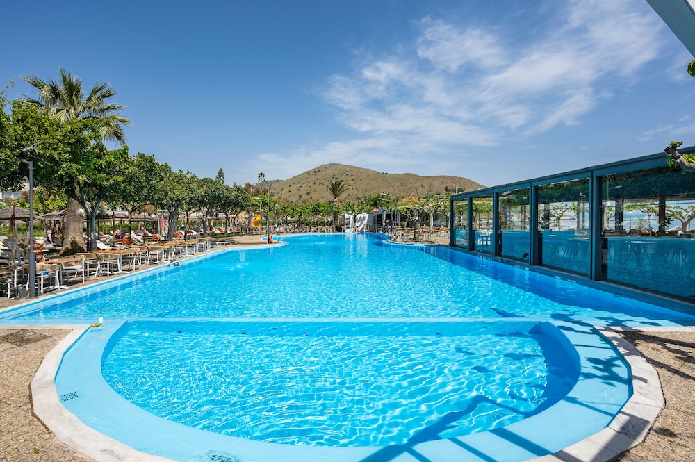 Corissia Beach 38/63