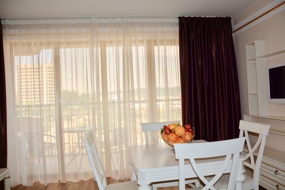 Golden Rainbow Vip Residence 18/71