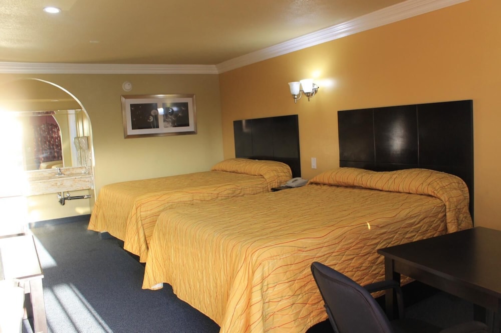 El Rancho Inn 20/36