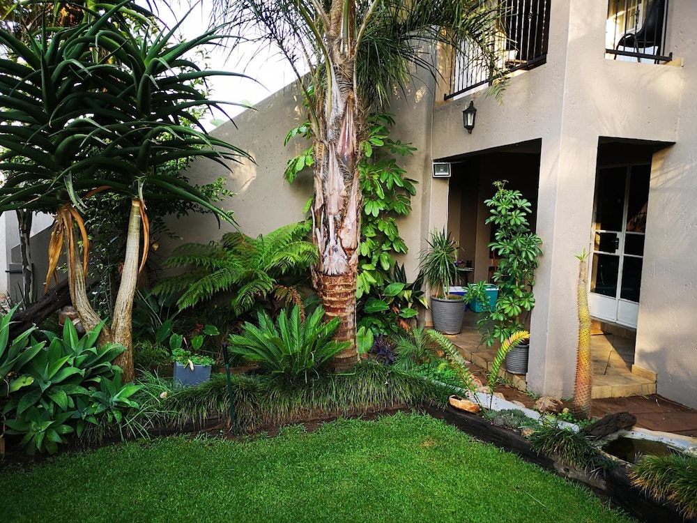 Airport Lodge Guest House 34/43