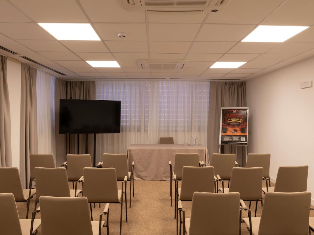 Movenpick Bari Hotel 44/50