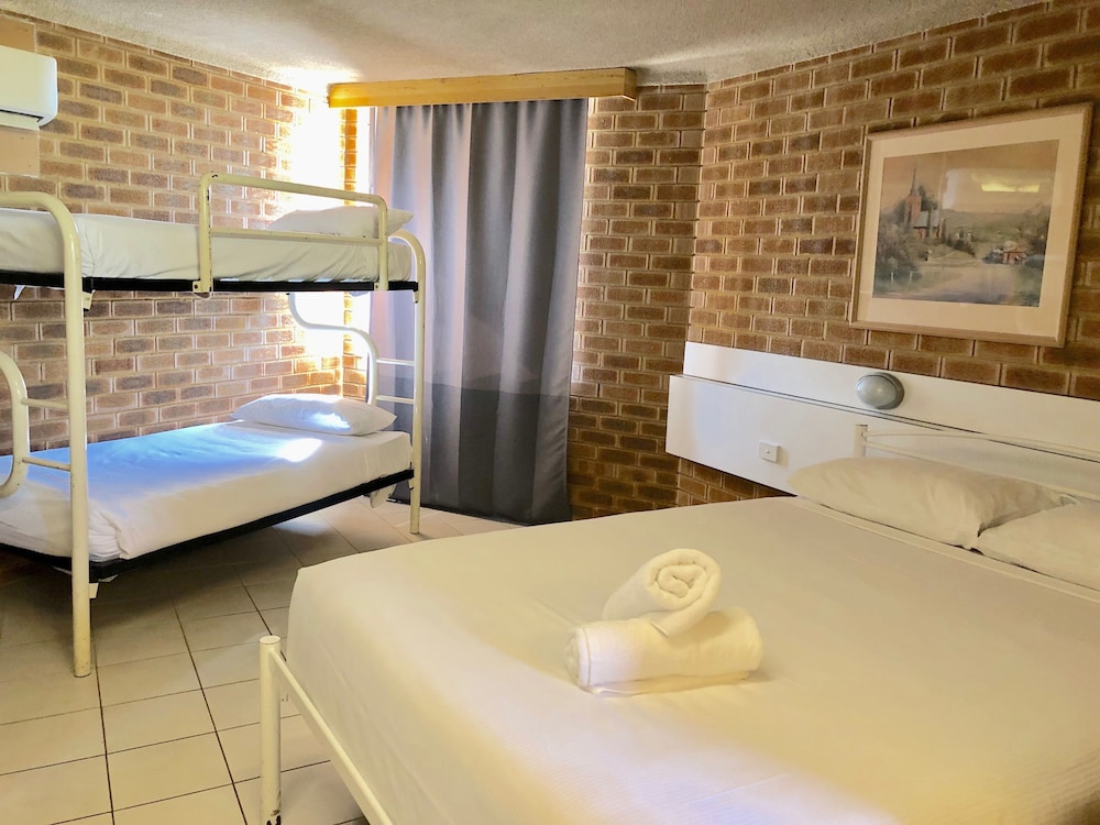 Marco Polo Motor Inn 31/56