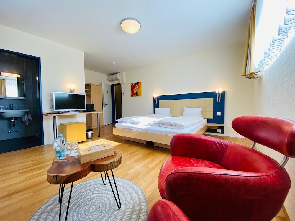 Felmis Hotel 23/37