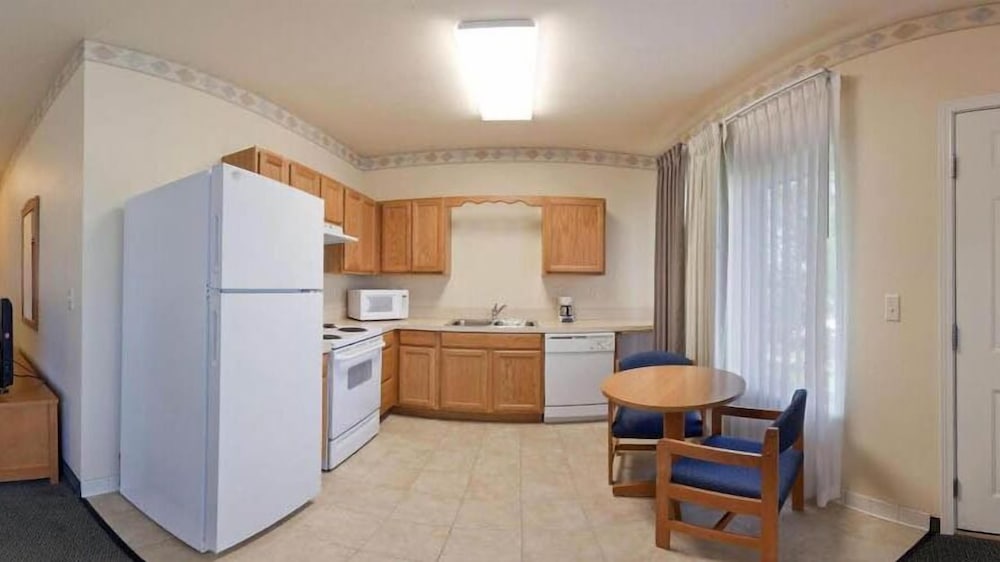 Holiday Inn Express Lewiston 28/77