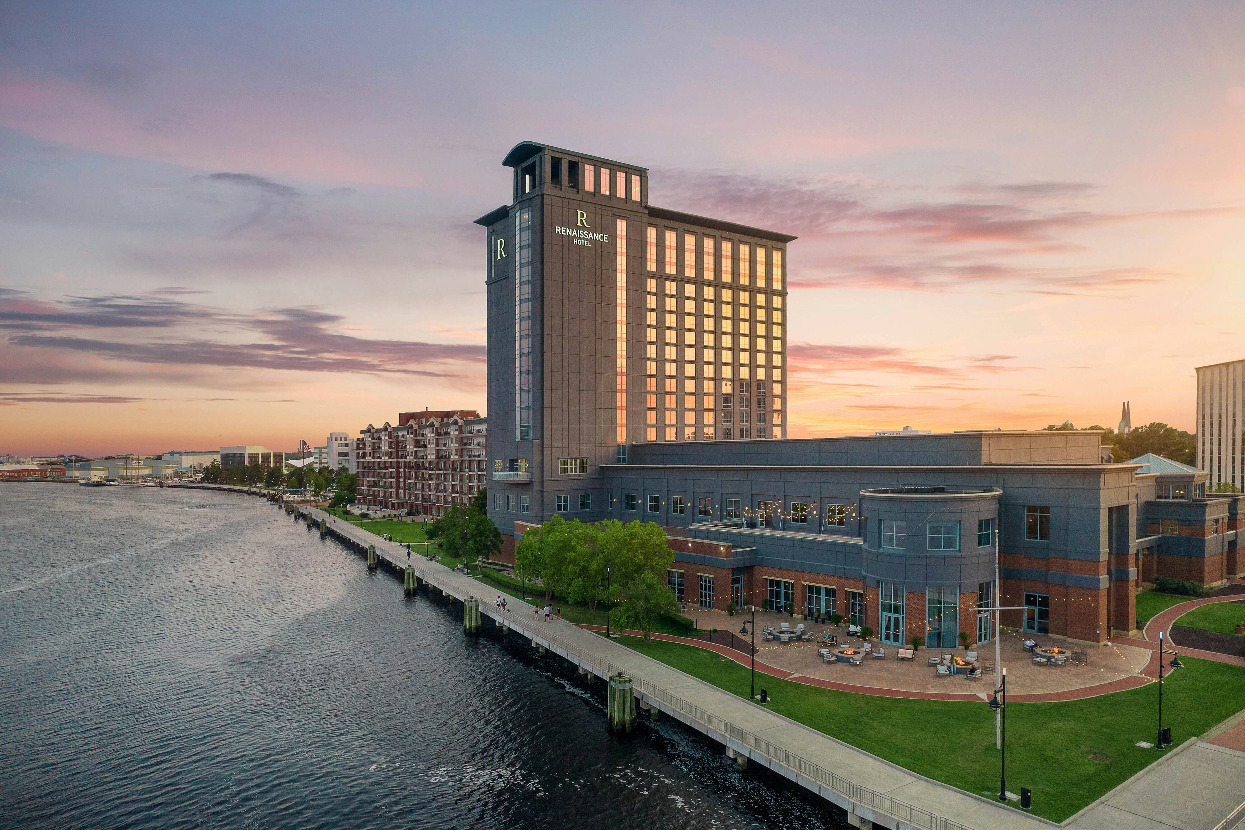 Renaissance Portsmouth-Norfolk Waterfront Hotel in PORTSMOUTH - VA