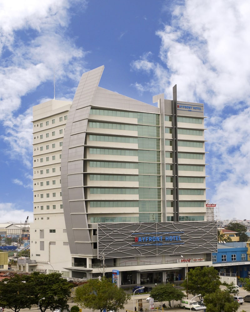 Bayfront Hotel Cebu - North Reclamation in CEBU
