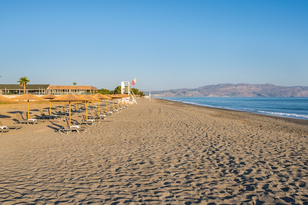 Caretta Beach 56/62