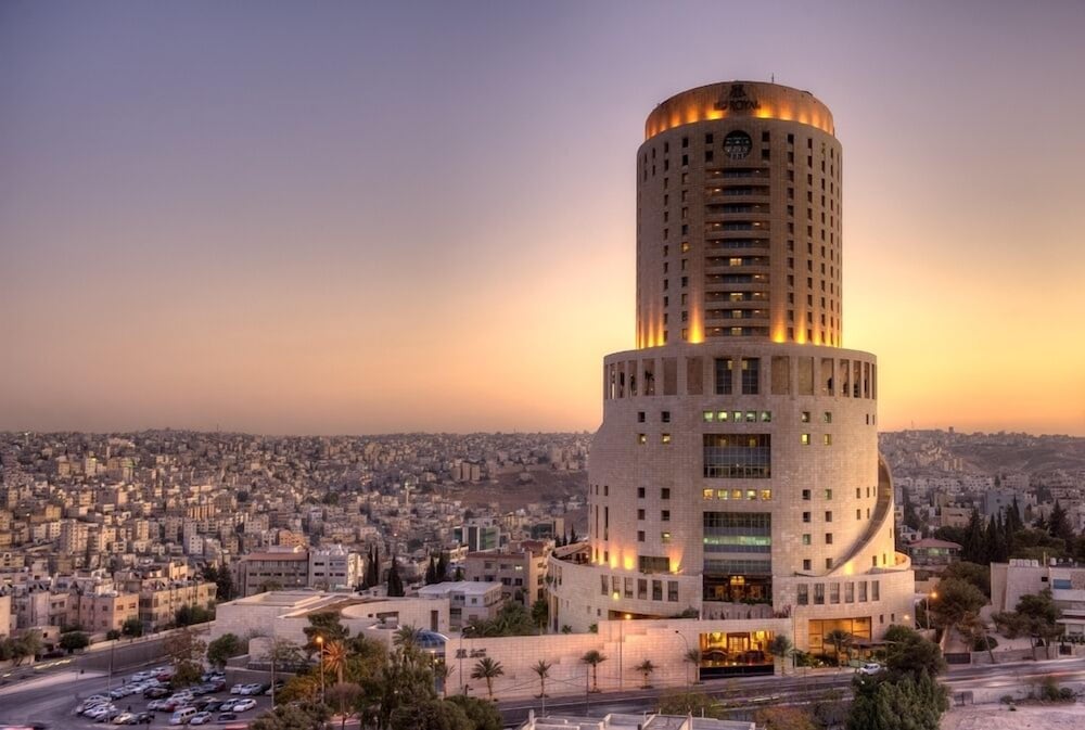 Le Royal Amman 72/75