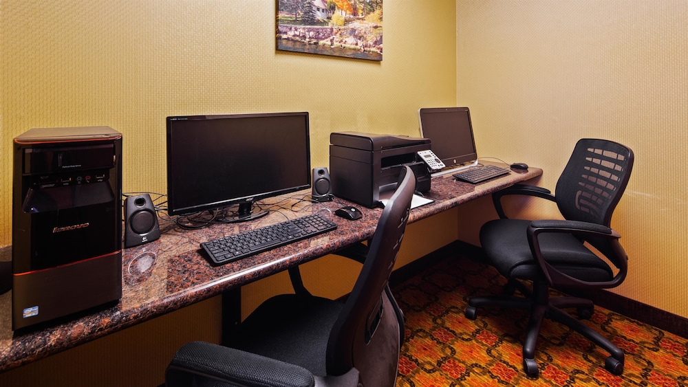 Best Western Plus Finger Lakes Inn & Suites 30/32
