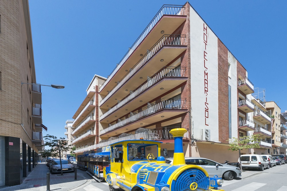 Hotel Marisol 36/50