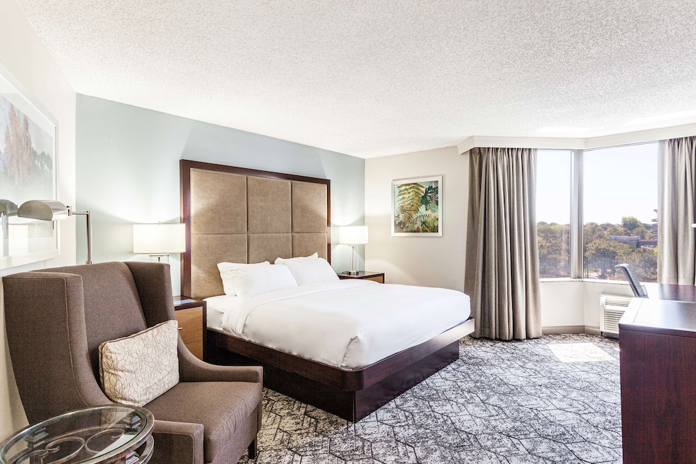 Doubletree Memphis 17/68
