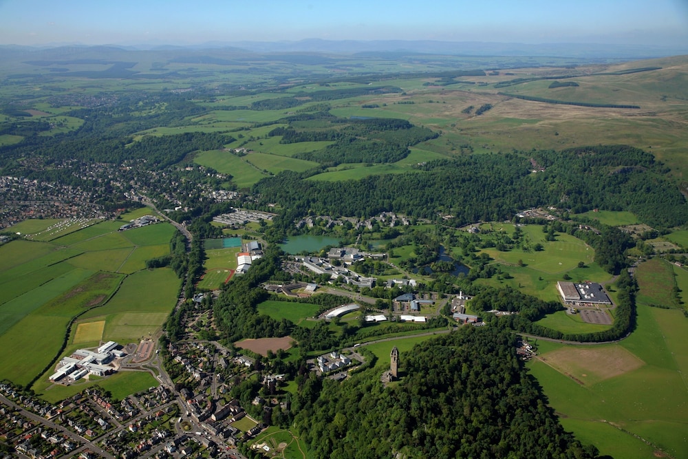 Willow Court University of Stirling 19/24