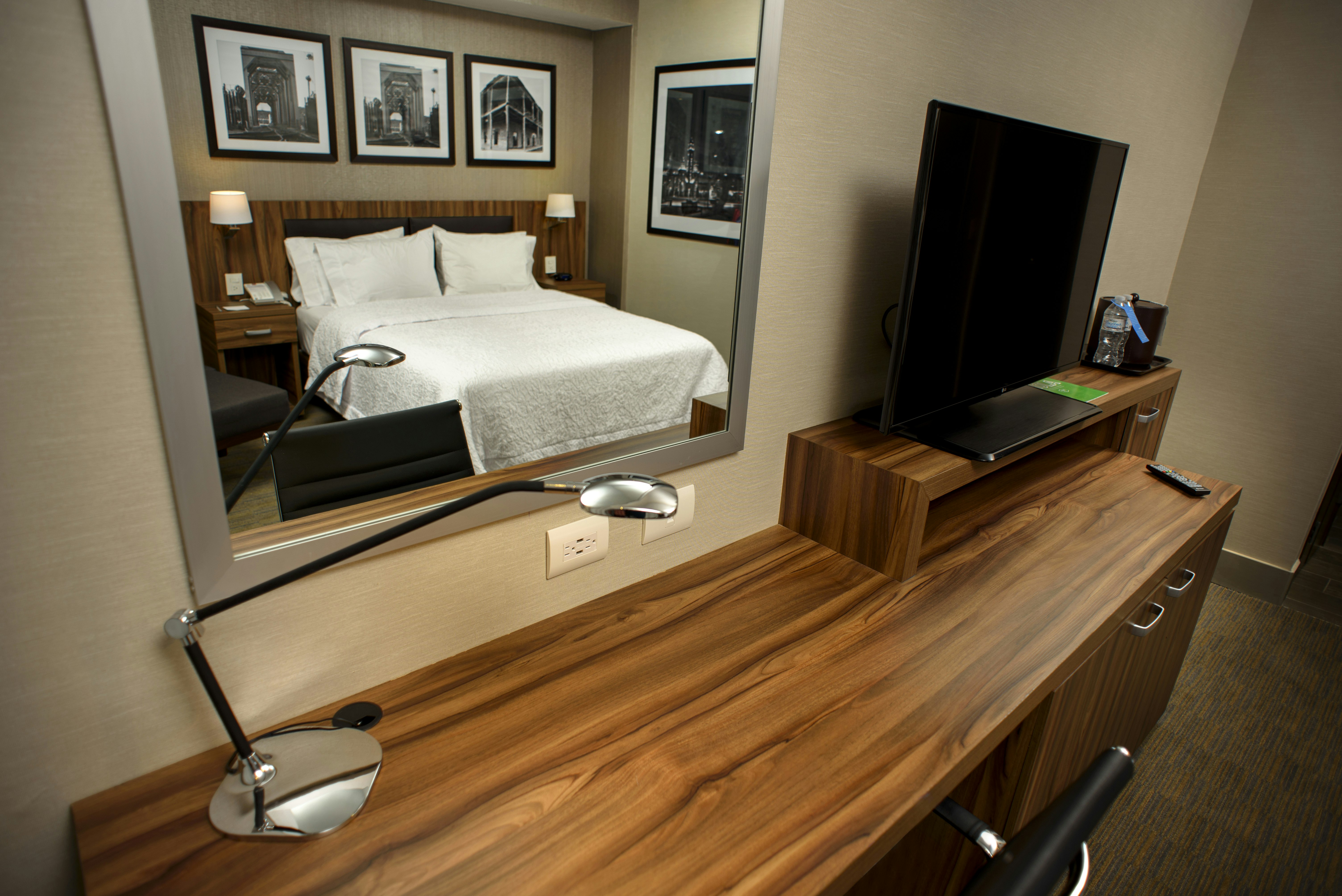 Hampton Inn by Hilton Piedras Negras 11/53