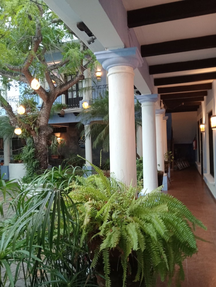 Hostal El Patio 21/25