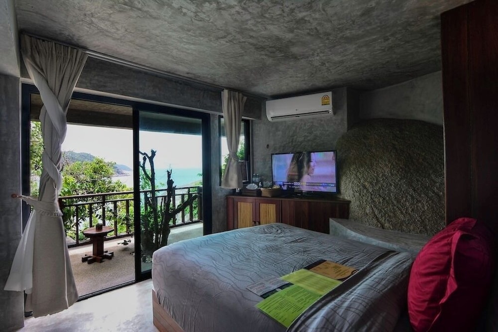 3 Bedrooms, Pool, Villa, 1 Queen and 2 King Beds