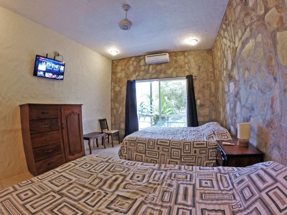 Surf Ranch Hotel & Resort 24/68