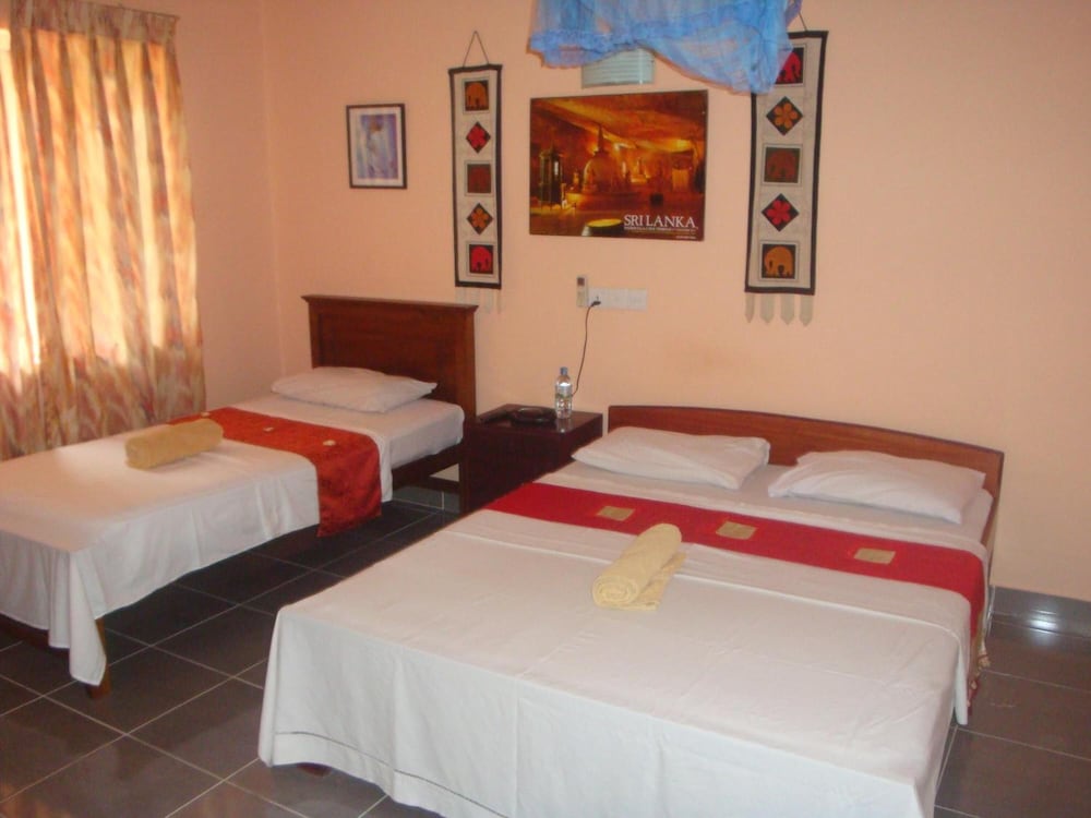 Days Inn Kandy 9/50