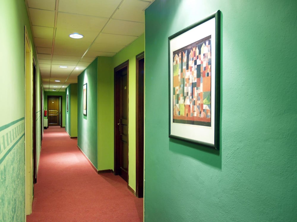 Meridiana Hotel 30/56