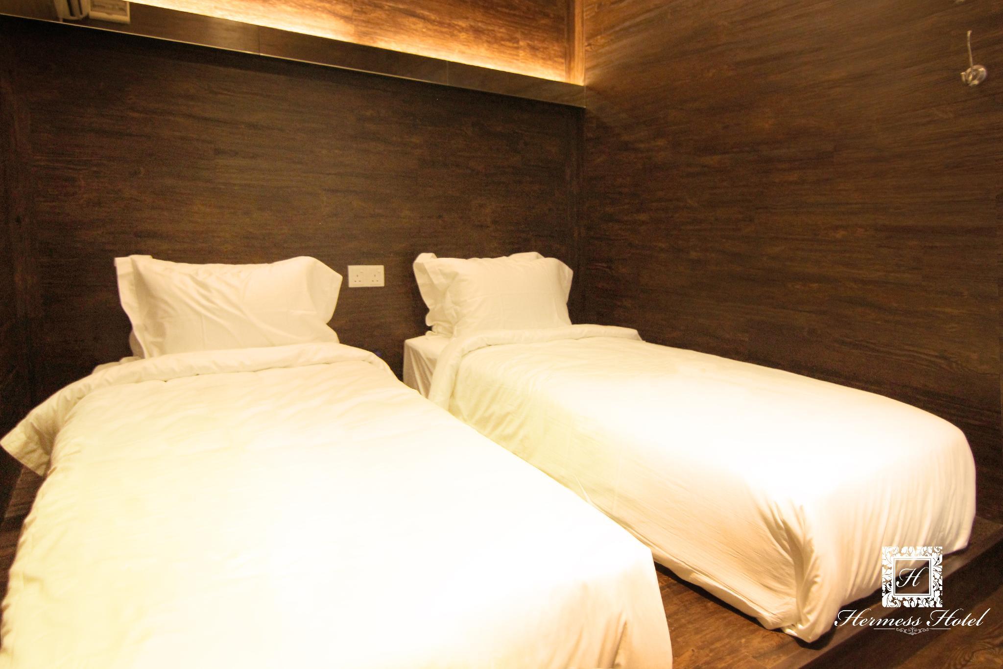SUPERIOR, TWIN BEDS