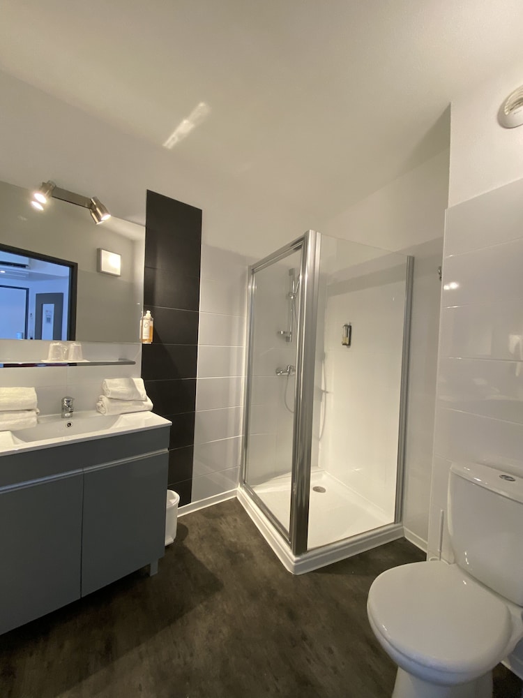 Hotel Les Domes - Perpignan Sud by Hosteletour 15/65